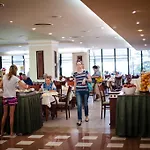 מלון Lilia 4*