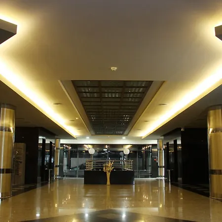 Lilia Золотые Пески