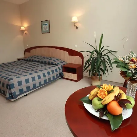 Lilia Hotel 4*